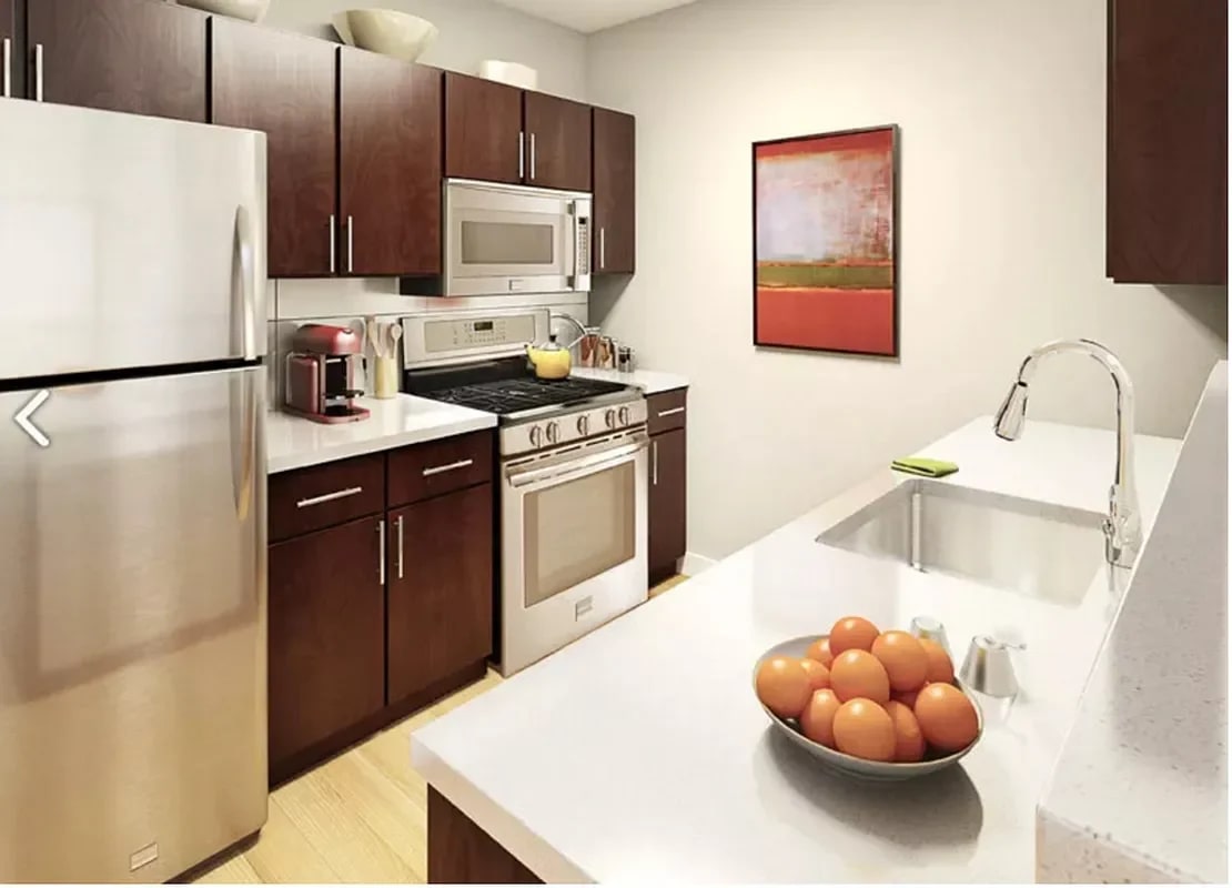 535 West 5nd St Apt 9D