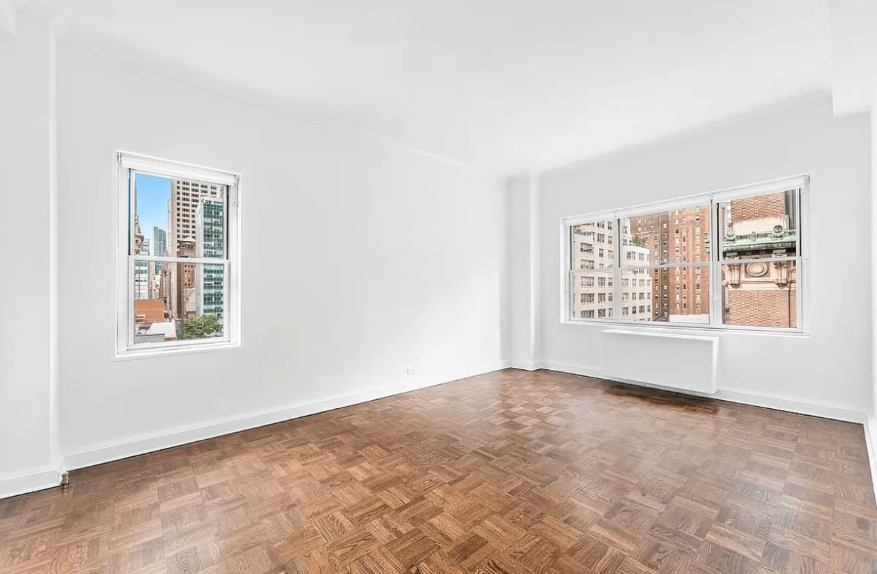 136 East 55th St Apt 7J 